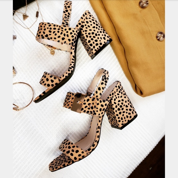 🚨LAST PAIR!!//The Starla// leopard print heel - Picture 6 of 8
